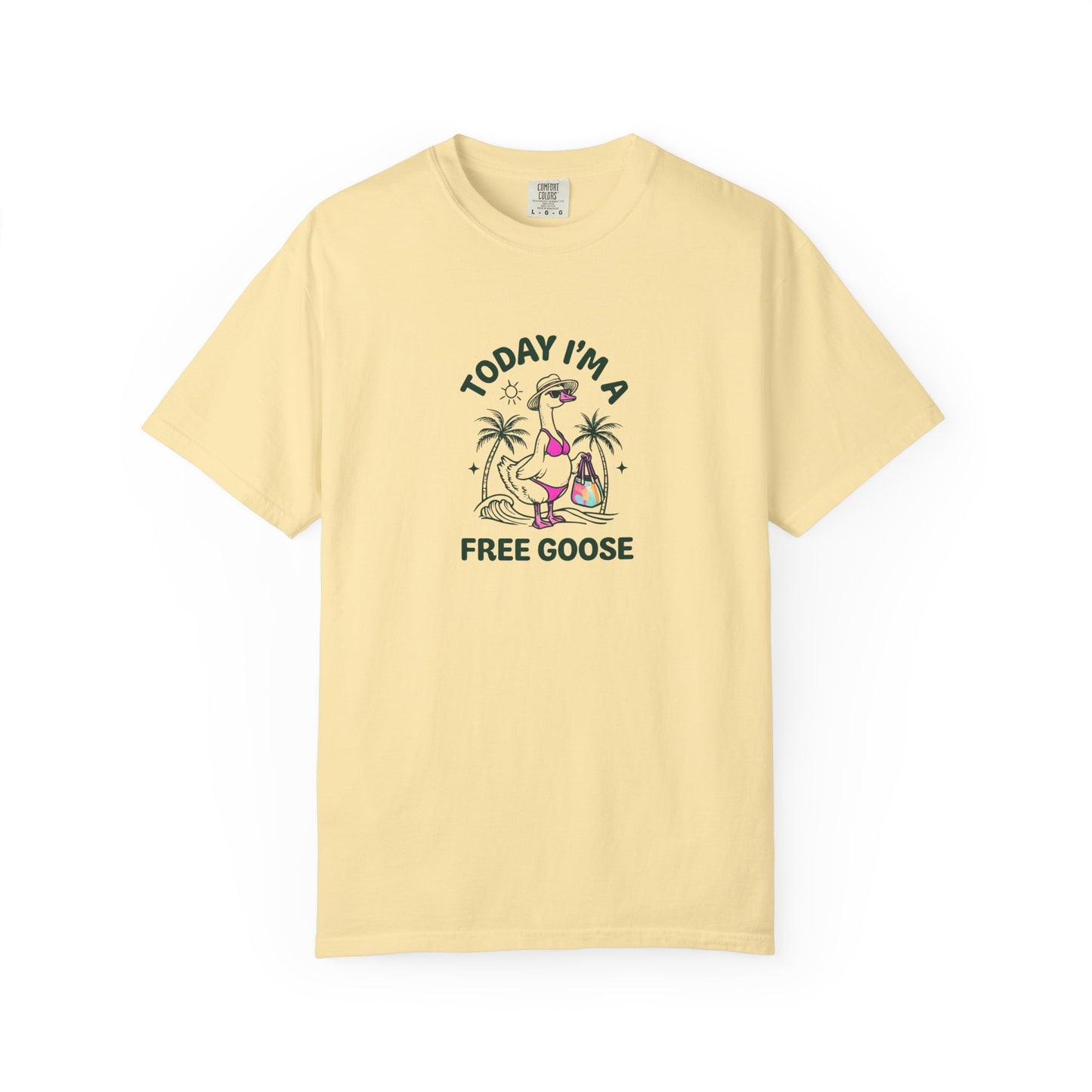 Silly Goose Beach Vibes T-shirt, Fun Beach Graphic Tee, Summer Wildlife Shirt, Colorful Animal Top, Vacation Apparel