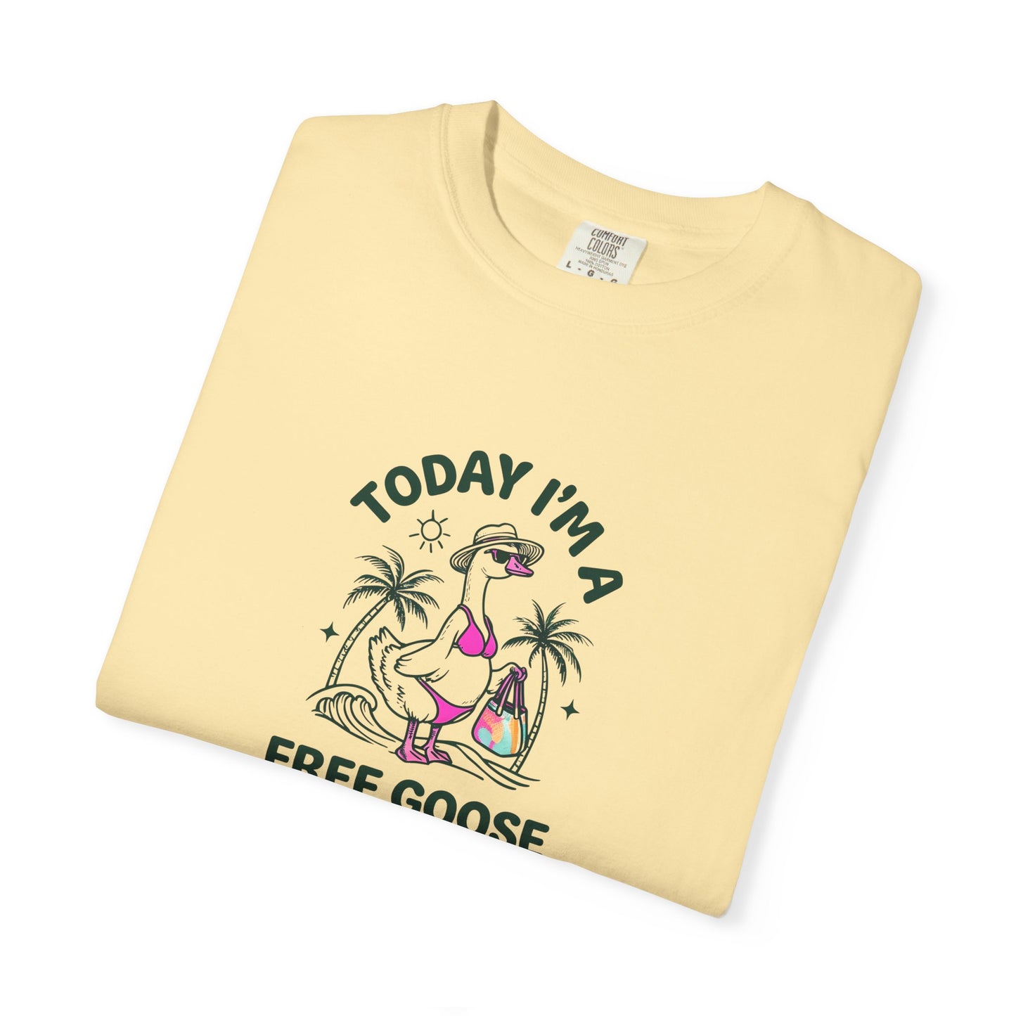 Silly Goose Beach Vibes T-shirt, Fun Beach Graphic Tee, Summer Wildlife Shirt, Colorful Animal Top, Vacation Apparel
