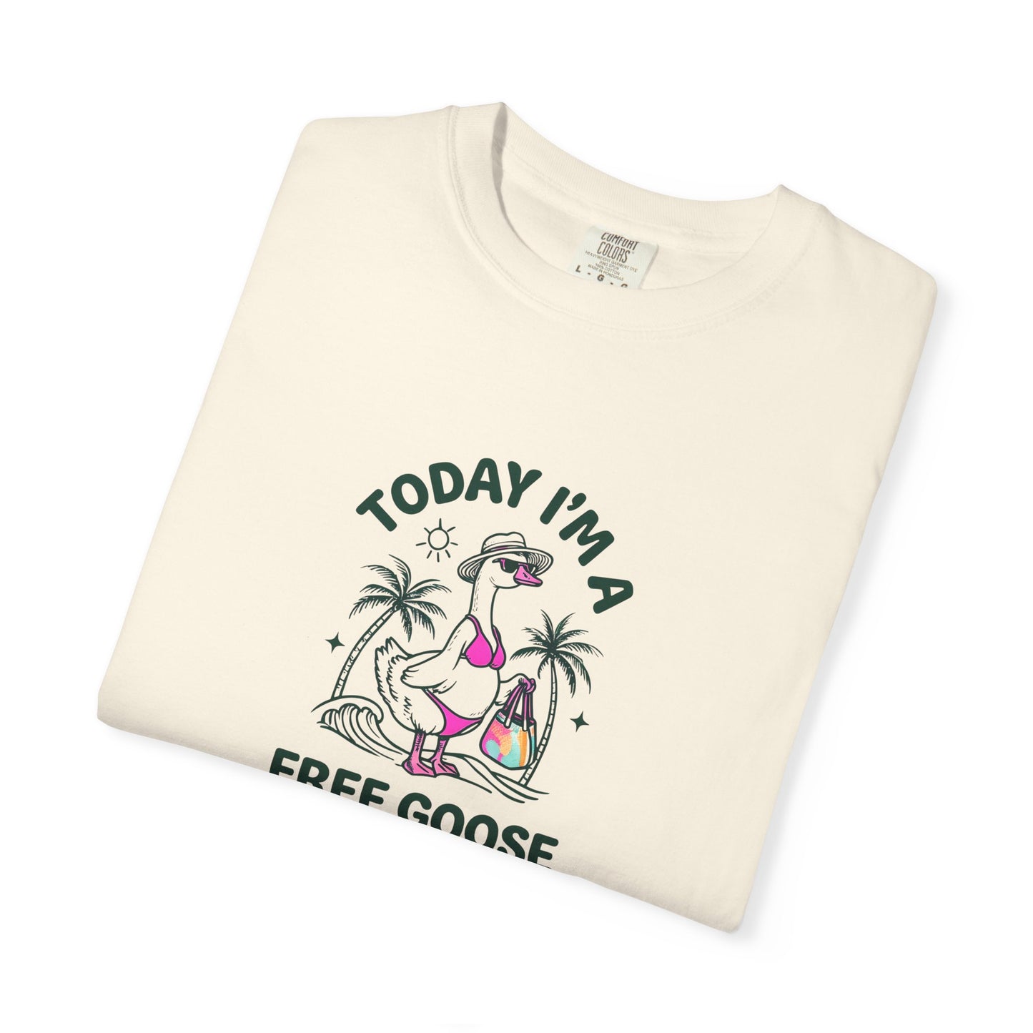 Silly Goose Beach Vibes T-shirt, Fun Beach Graphic Tee, Summer Wildlife Shirt, Colorful Animal Top, Vacation Apparel