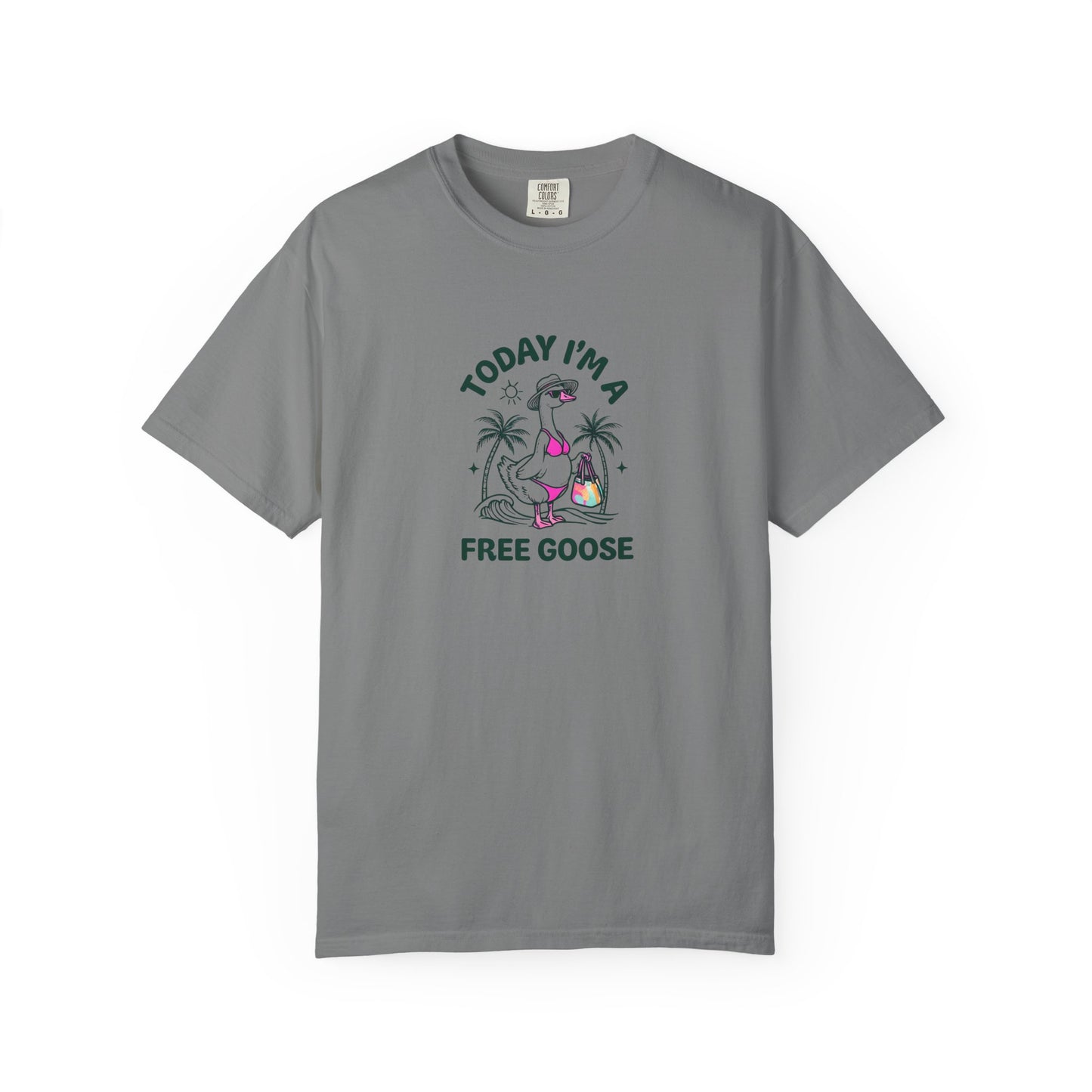 Silly Goose Beach Vibes T-shirt, Fun Beach Graphic Tee, Summer Wildlife Shirt, Colorful Animal Top, Vacation Apparel