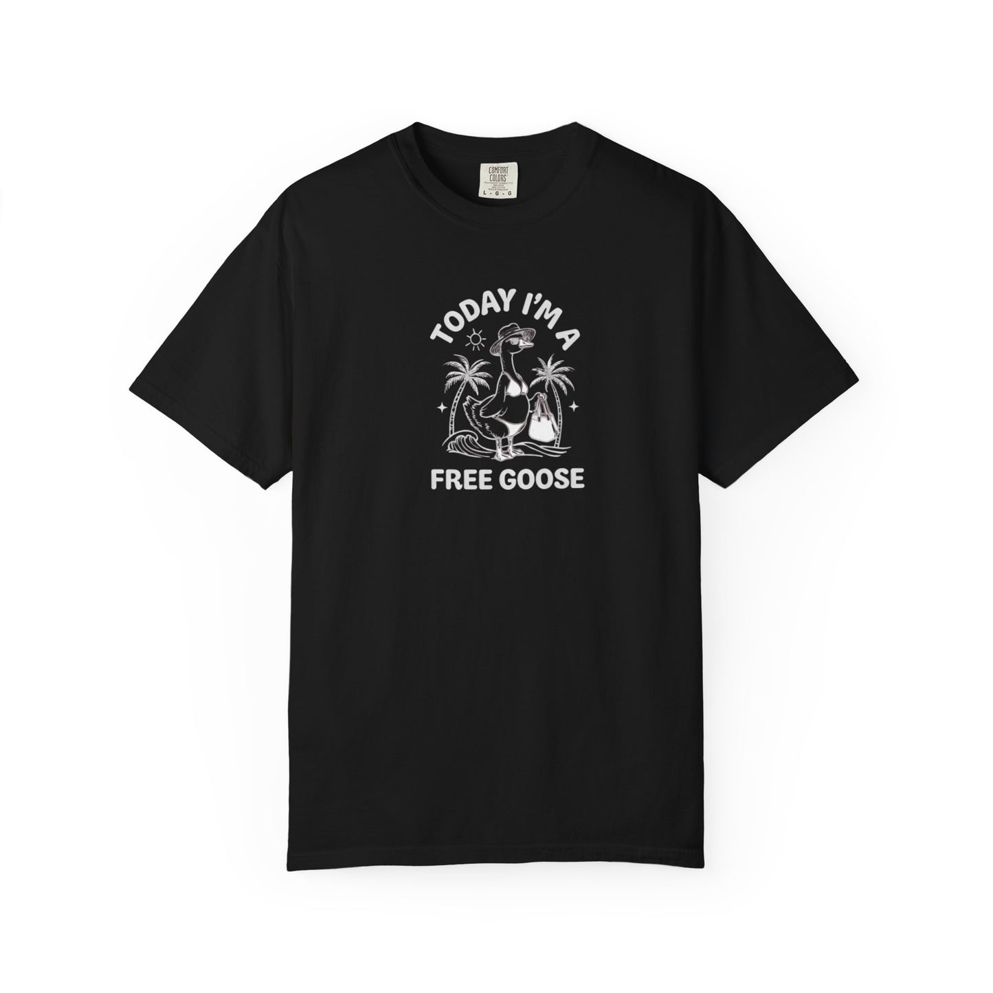 Silly Goose Beach Vibes T-shirt, Fun Beach Graphic Tee, Summer Wildlife Shirt, Colorful Animal Top, Vacation Apparel