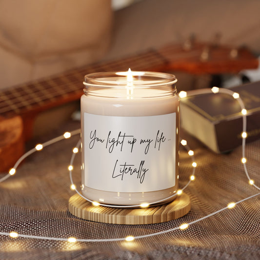 Phrase « Tu illumines ma vie, littéralement » un cadeau amusant Bougie parfumée au soja, 9 oz